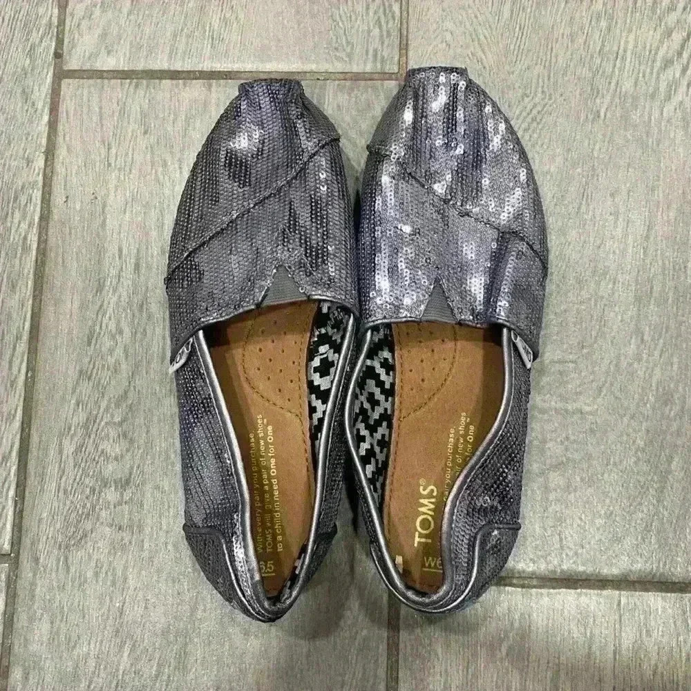 Toms Women’s Size 6.5 Sparkly